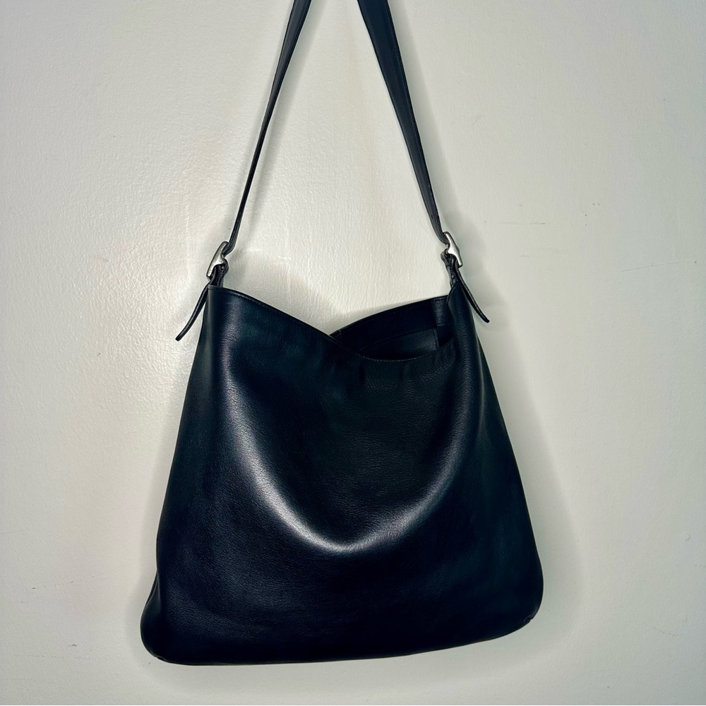 Vintage COACH All Leather Large Black Leather Slim Shoulder Tote Bag #9406 - Picture 9 of 16
